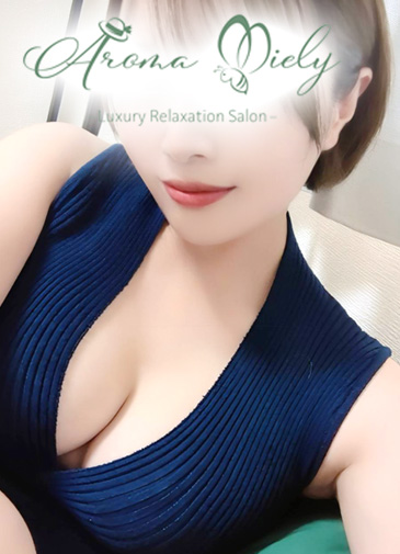 奈爪かほ